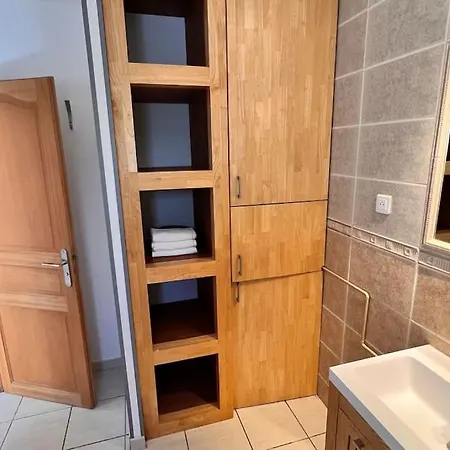 Apartment En A 15 Min De La *